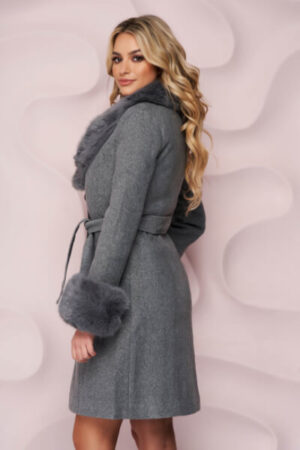 palton-gri-elegant-din-material-gros