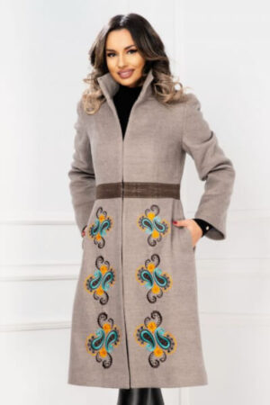 palton-dama-elegant-din-stofa-cu-broderie-deosebita