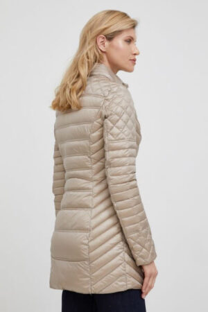 geaca de puf bej Guess
