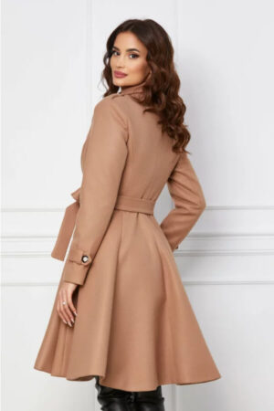 palton elegant bej din stofa de calitate