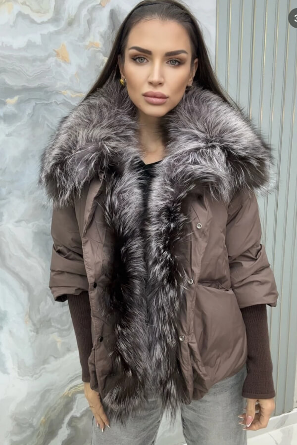 geacă puffer cu puf de gâscă și blană naturală geacă puffer cu puf de gâscă și blană naturală